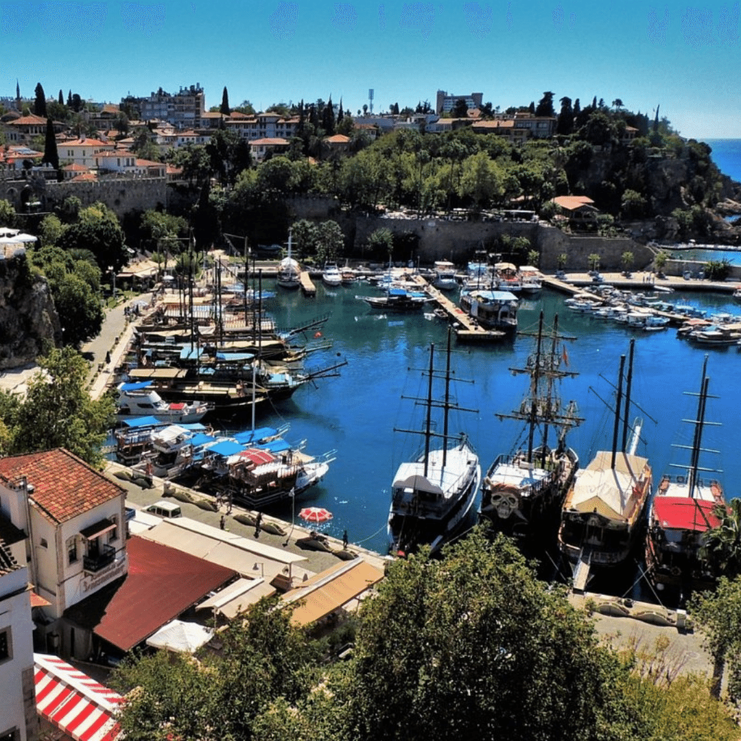 Antalya Kaleiçi’nde Tarih ve Aşkın Buluşması 1 evlilik teklifi (1)